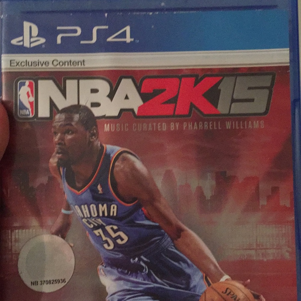 I’m selling NBA 2K 15 old but cheap